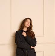 cream kleding